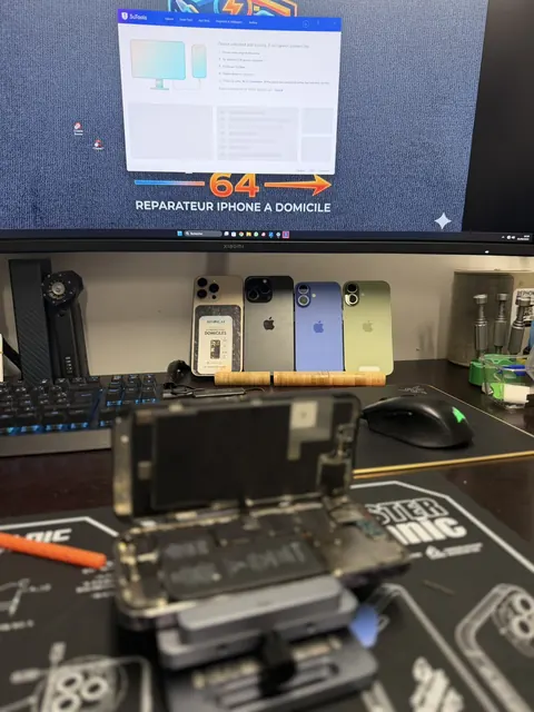 Poste de réparation iPhone de l’atelier REPHONE64 à Hendaye